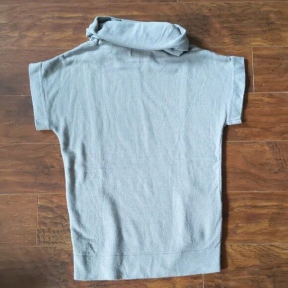 Xhilaration Short sleeve roll neck sweater - Picture 5 of 5